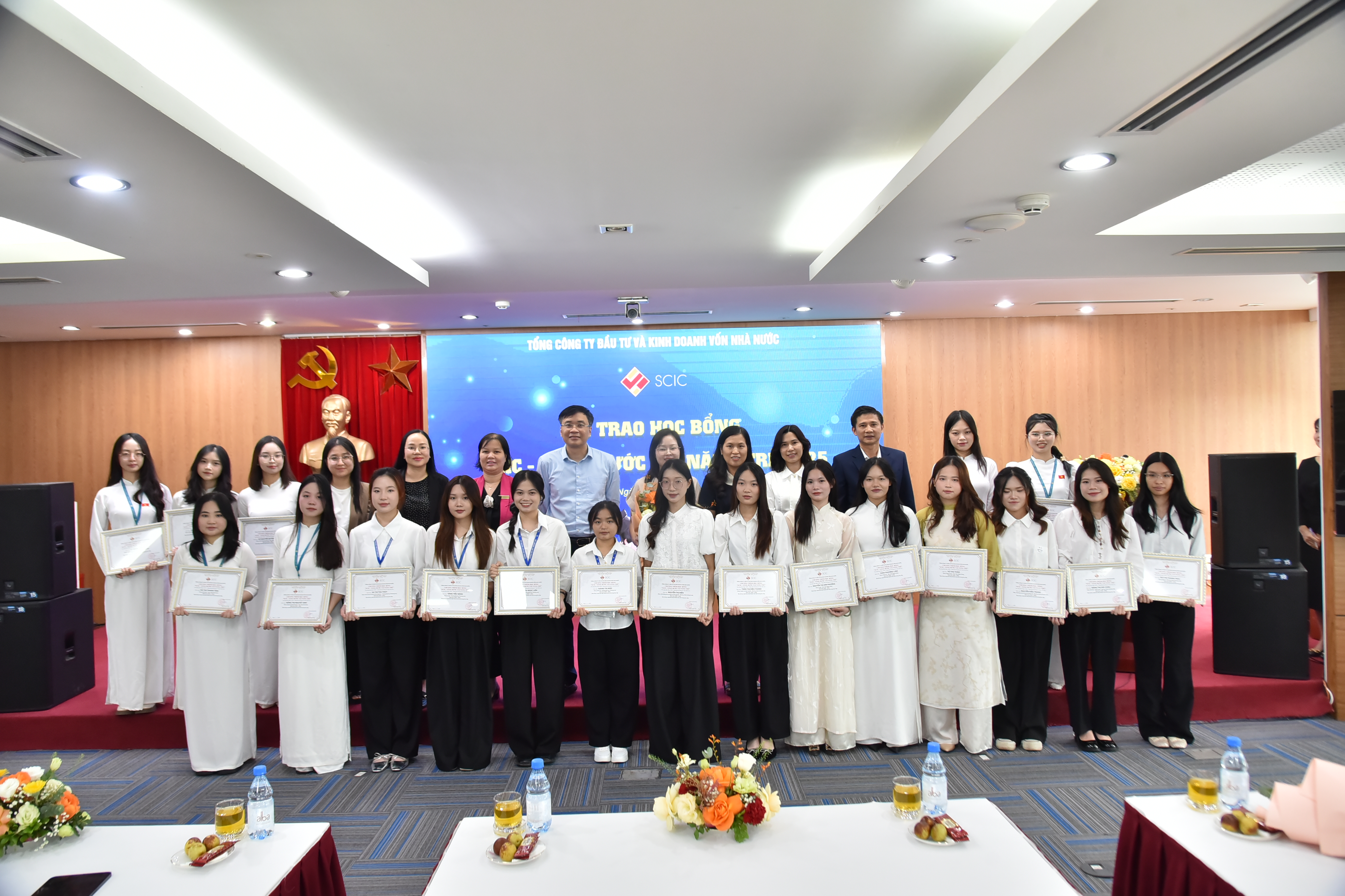 SCIC trao Học bổng nâng bước tài năng trẻ năm 2025