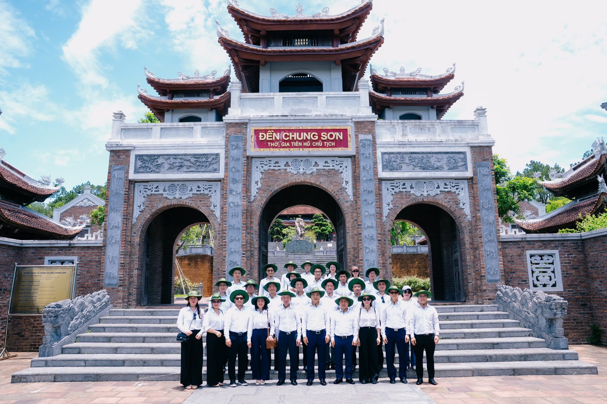 SCIC tổ chức hành trình Về Nguồn tại tỉnh Nghệ An